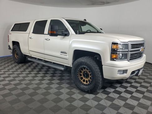 Used 2014 Chevrolet Silverado 1500 High Country w/ High Country Premium Package image 2
