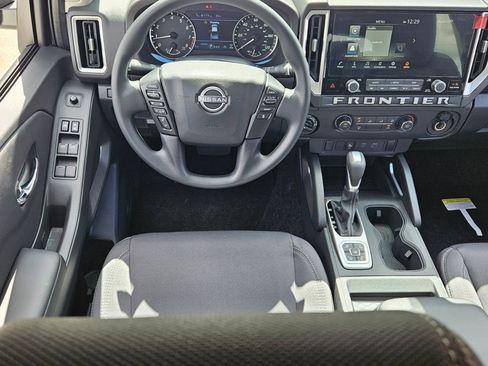 New 2026 Nissan Frontier SV w/ Tow Package AWD/4WD image 5