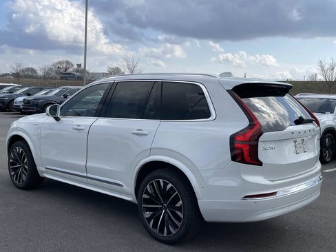 New 2026 Volvo XC90 T8 Plus w/ Protection Package Premier image 5