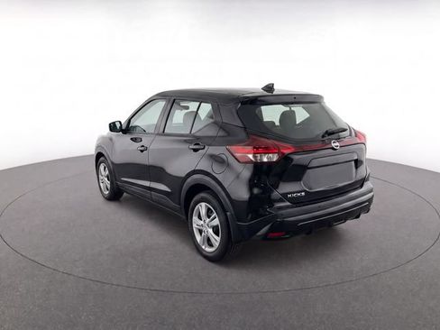 Used 2024 Nissan Kicks S FWD image 7