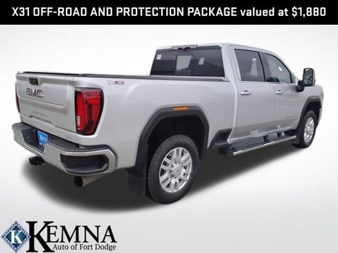 Used 2021 GMC Sierra 2500 SLT w/ SLT Premium Package image 3