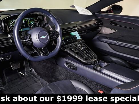 Used 2025 Aston Martin V8 Vantage Coupe image 21