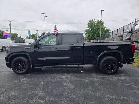 Used 2024 GMC Sierra 1500 Pro w/ Graphite Edition AWD/4WD image 7