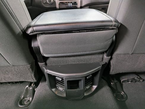 Used 2024 RAM 2500 Tradesman w/ Chrome Appearance Group image 23