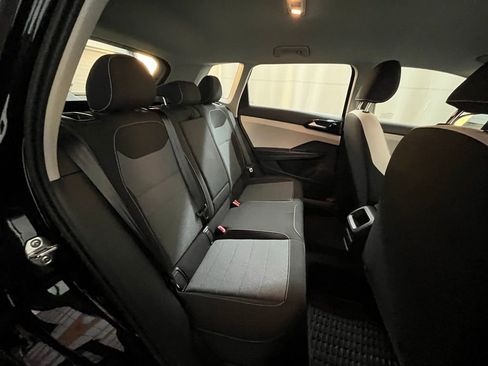 Certified 2025 Volkswagen Taos S image 28