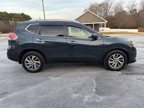 Used 2015 Nissan Rogue SL AWD/4WD image 9
