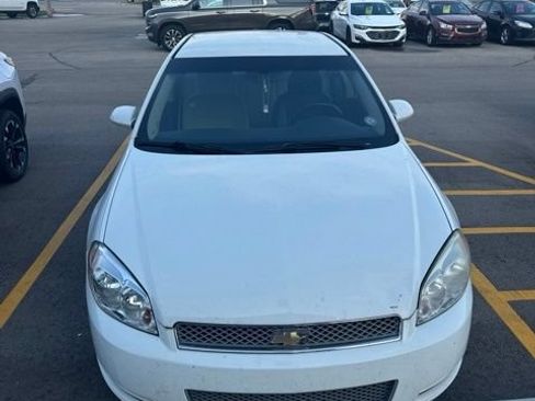 Used 2012 Chevrolet Impala LT FWD image 2