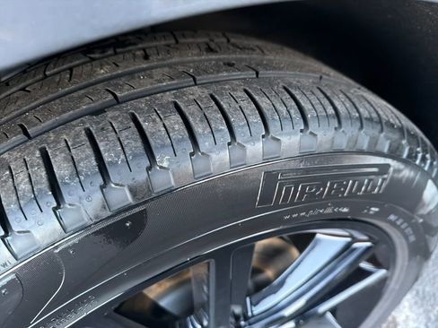 Used 2024 Ford Edge ST-Line w/ Class II Trailer Tow Package image 27