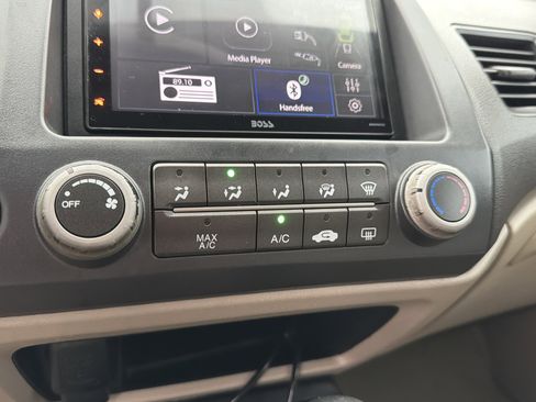 Used 2010 Honda Civic LX image 29