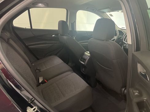 Used 2022 Chevrolet Equinox LT AWD/4WD image 24