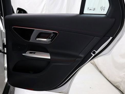 Certified 2026 Mercedes-Benz GLC 43 AMG 4MATIC image 33