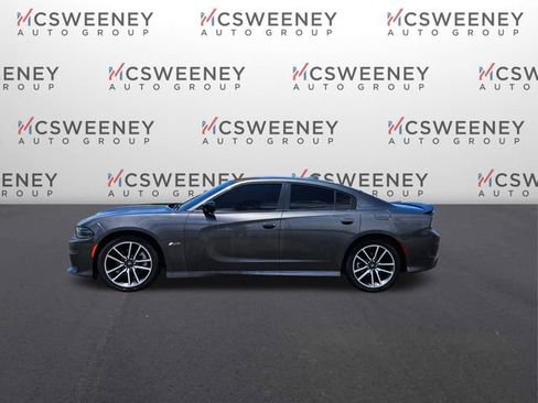 Used 2023 Dodge Charger R/T RWD image 2