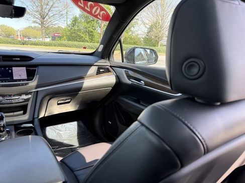 Used 2022 Cadillac XT5 Premium Luxury w/ Platinum Package FWD image 47