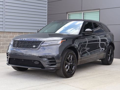 Used 2026 Land Rover Range Rover Velar Dynamic SE AWD/4WD image 1