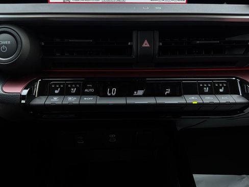 New 2026 Toyota Prius Plug-In Hybrid w/ Limited Premium Package FWD image 28