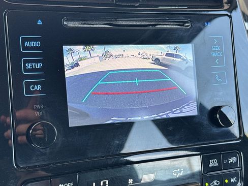 Used 2017 Toyota Prius Two w/ Prius Two Safety Plus Package image 18