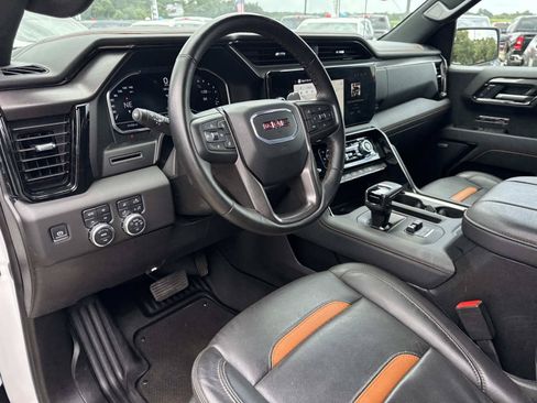 Used 2025 GMC Sierra 1500 AT4 AWD/4WD image 17