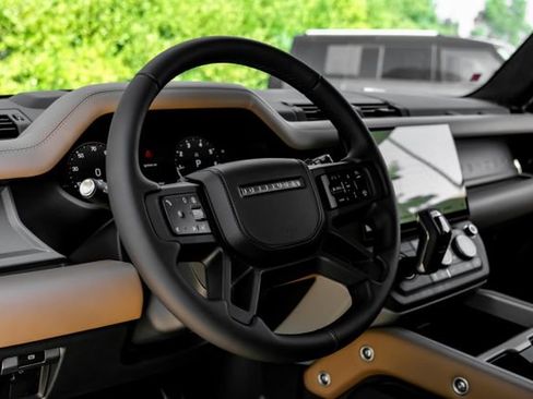New 2026 Land Rover Defender 110 X AWD/4WD image 18