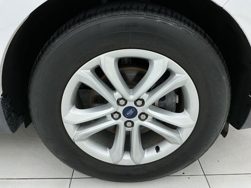 Used 2019 Ford Edge SEL FWD image 46