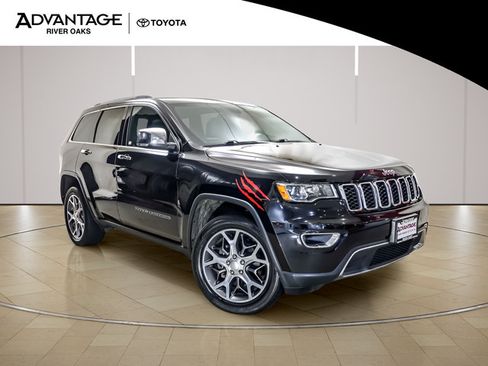 Used 2020 Jeep Grand Cherokee Limited AWD/4WD image 2