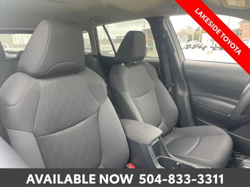 Certified 2024 Toyota Corolla Cross LE FWD image 16