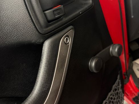 Used 2012 Jeep Wrangler Sport image 23