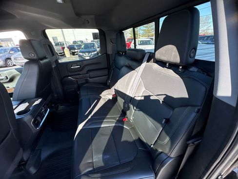 Used 2019 GMC Sierra 1500 SLT w/ SLT Premium Plus Package image 11