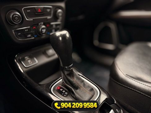 Used 2020 Jeep Compass Limited FWD image 21