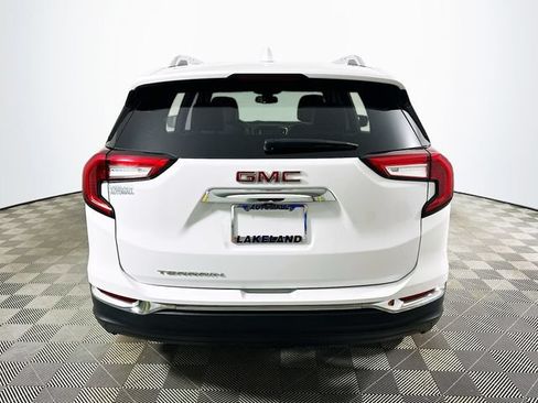 Used 2024 GMC Terrain SLT FWD image 4