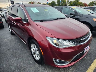 Used 2018 Chrysler Pacifica Touring-L Plus w/ Tire & Wheel Group