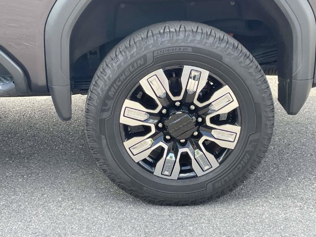 Used 2024 GMC Sierra 2500 Denali w/ Denali Reserve Package AWD/4WD image 29