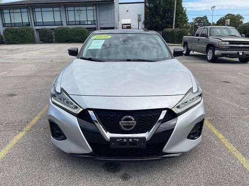 Used 2020 Nissan Maxima Platinum w/ Sport Mat Group image 2