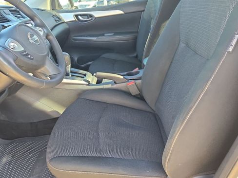 Used 2019 Nissan Sentra S image 15