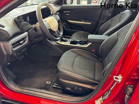 New 2025 Kia K4 GT-Line image 9