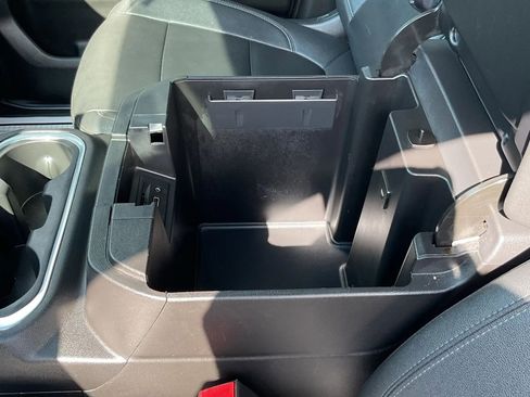 Used 2021 Chevrolet Silverado 1500 LT Trail Boss w/ Convenience Package II image 35