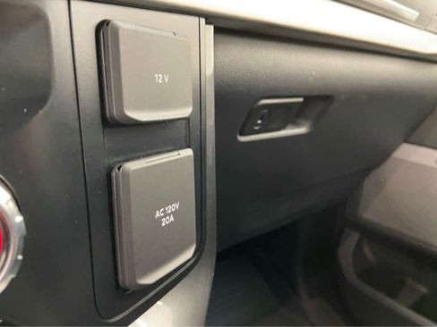 Used 2023 Ford F150 Lariat w/ Equipment Group 502A High AWD/4WD image 37