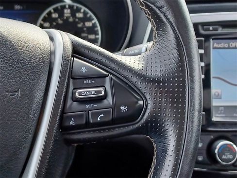 Used 2016 Nissan Maxima Platinum image 18