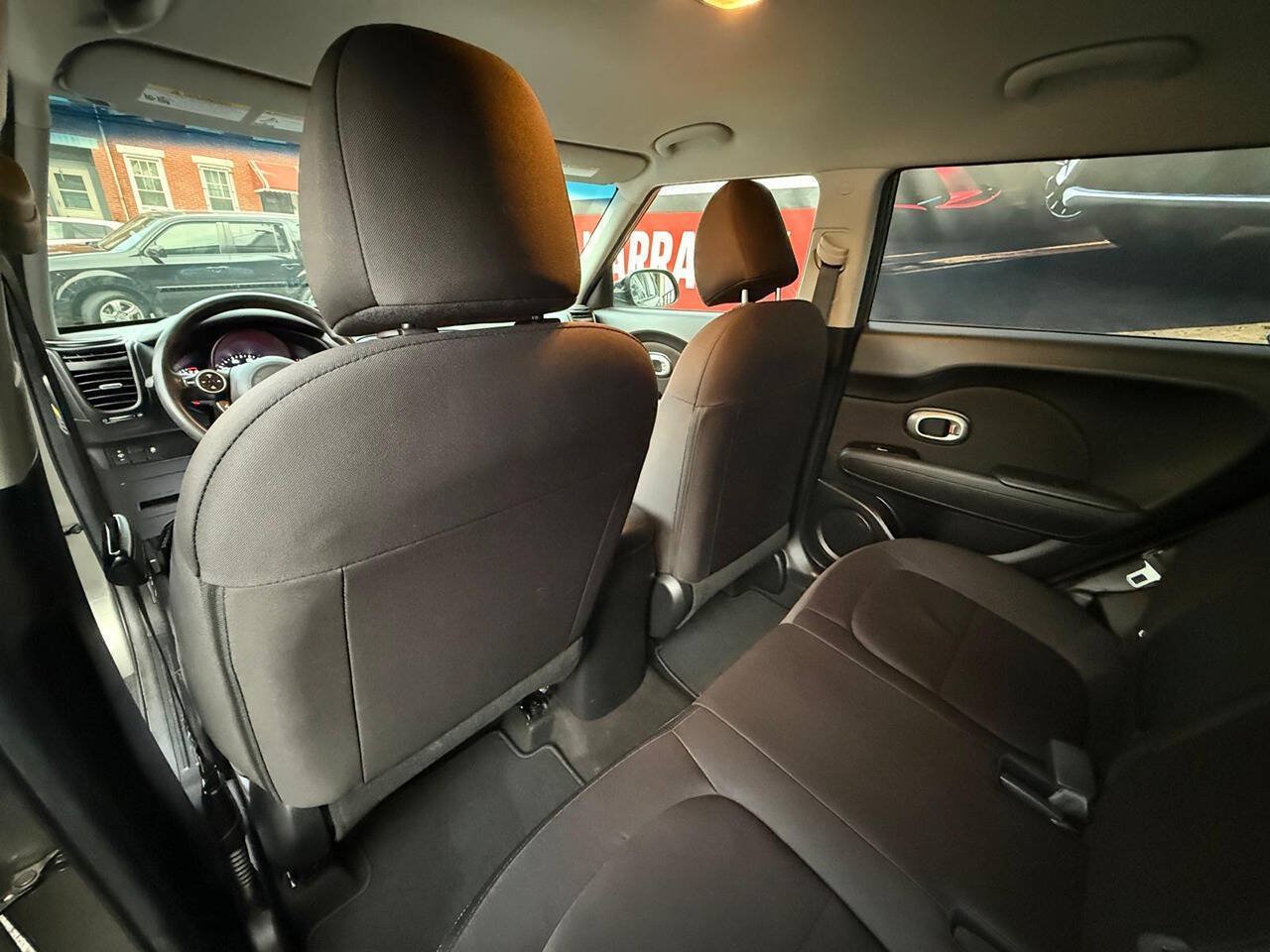 Used 2017 Kia Soul FWD image 13