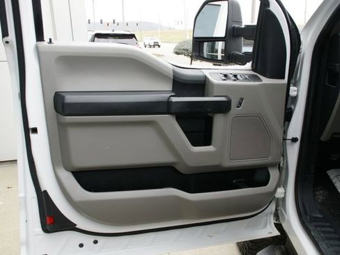 Used 2021 Ford F250 XL w/ STX Appearance Package image 14