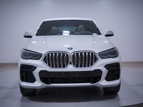 Used 2022 BMW X6 xDrive40i w/ M Sport Package image 4