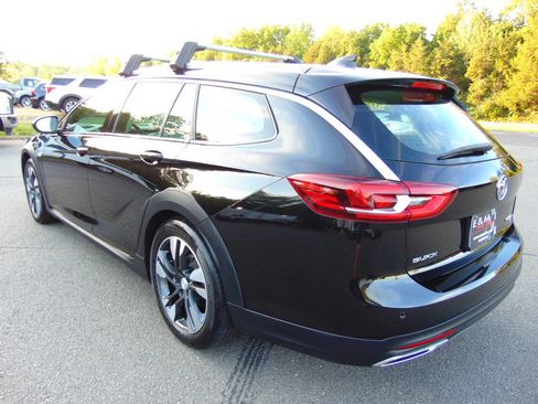 Used 2018 Buick Regal Essence w/ Driver Confidence Package #1 AWD/4WD image 69