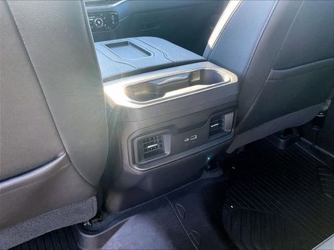 Used 2022 Chevrolet Silverado 1500 LT Trail Boss w/ LT Trail Boss Premium Package image 27