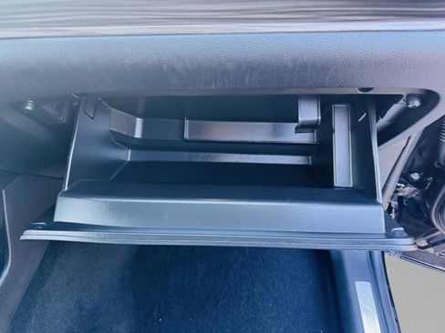 Used 2020 Ford Explorer Limited w/ Class III Trailer Tow Package image 39