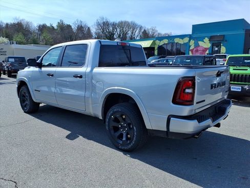 New 2026 RAM 1500 Big Horn AWD/4WD image 6