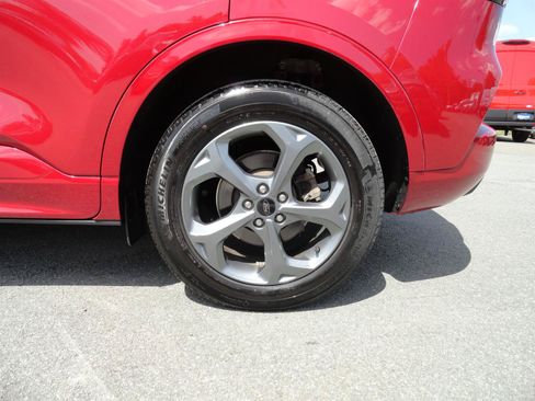 Used 2024 Ford Escape ST-Line AWD/4WD image 9