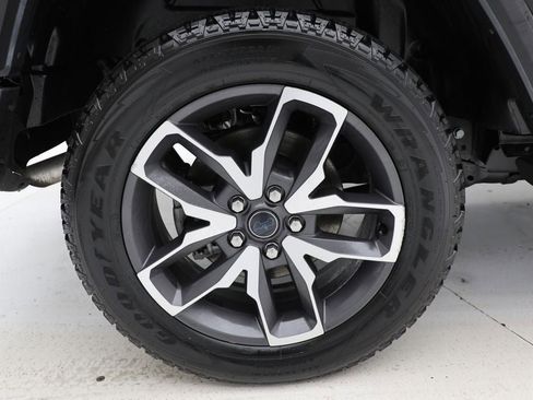 Used 2024 Jeep Wrangler Unlimited w/ Convenience Group image 10