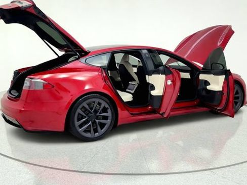 Used 2021 Tesla Model S Plaid AWD/4WD image 19