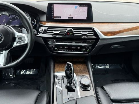 Used 2019 BMW 540i xDrive AWD/4WD image 29