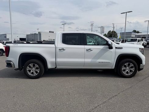 Used 2025 GMC Sierra 1500 SLT AWD/4WD image 8