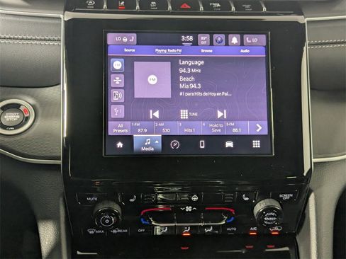 New 2025 Jeep Grand Cherokee Altitude image 20